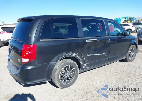 2019 Dodge Grand Caravan Gt z USA, uszkodzony, nr VIN 2C4RDGEG0KR578344
